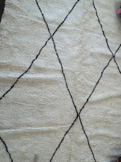 Moroccan Azli rug